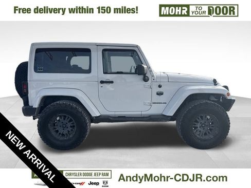 Used 2012 Jeep Wrangler Sahara image 8
