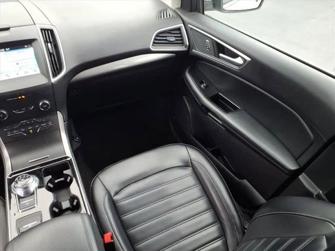 Used 2019 Ford Edge SEL w/ Equipment Group 201A image 18