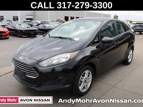 Used 2019 Ford Fiesta SE FWD image 3