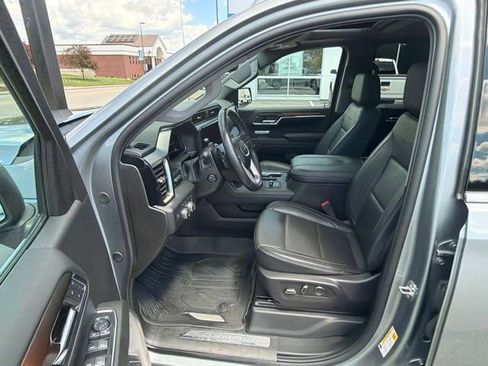 Used 2024 GMC Sierra 1500 Denali AWD/4WD image 9