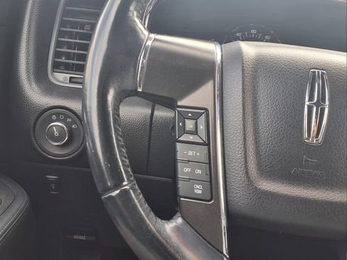Used 2015 Lincoln Navigator L 2WD image 22