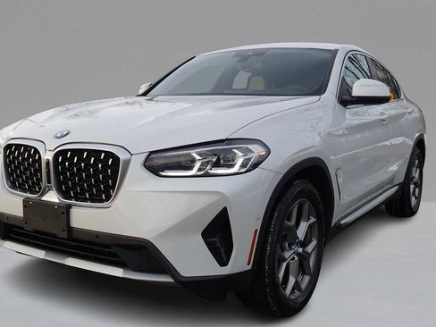 Used 2023 BMW X4 xDrive30i w/ Parking Assistance Package image 1