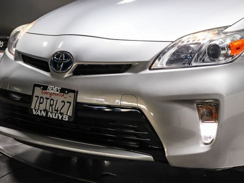 Used 2015 Toyota Prius Two FWD image 8