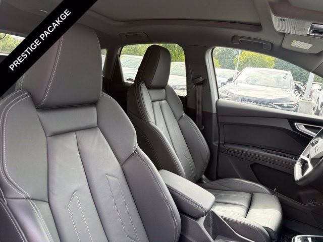 Used 2024 Audi Q4 e-tron Prestige AWD/4WD image 20