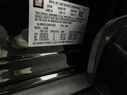 Used 2022 Buick Encore GX Select w/ Sport Touring Package AWD/4WD image 43