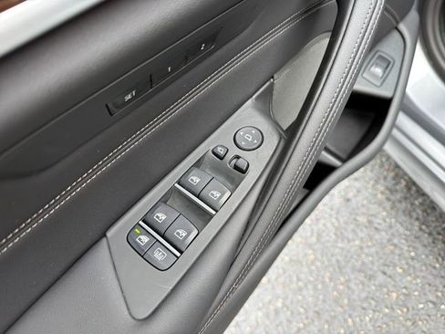 Used 2023 BMW M550i xDrive w/ Executive Package image 14