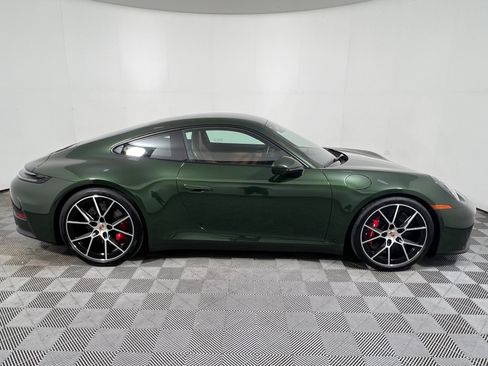 Used 2026 Porsche 911 Carrera 4 GTS AWD/4WD image 8