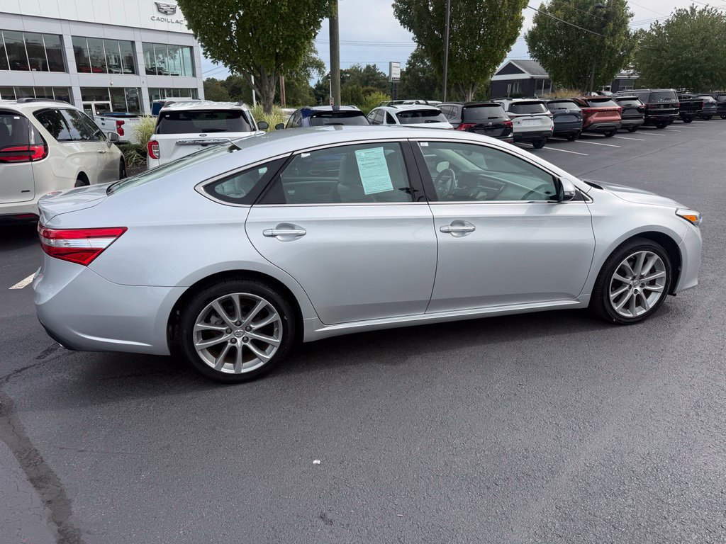 Used 2014 Toyota Avalon XLE Touring FWD image 9