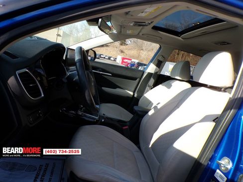 Used 2022 Kia Seltos EX image 18