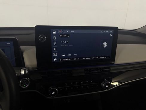 Used 2025 Honda Prologue Touring image 19