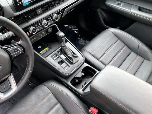 Used 2025 Honda CR-V Sport Touring image 17