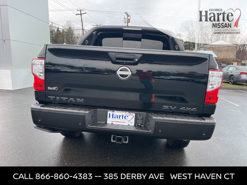 Certified 2024 Nissan Titan SV w/ SV Bronze Edition Package image 4