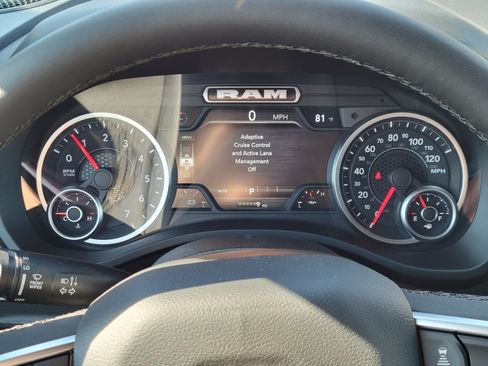 New 2026 RAM 1500 Big Horn AWD/4WD image 9
