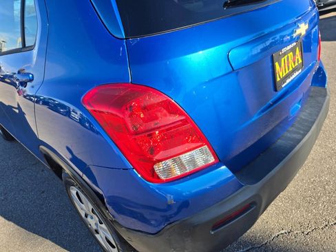 Used 2015 Chevrolet Trax LS image 33