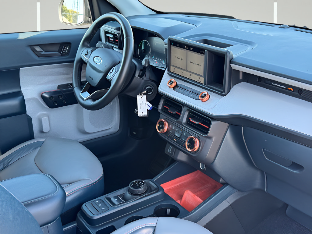 Used 2023 Ford Maverick XLT w/ XLT Luxury Package FWD image 11