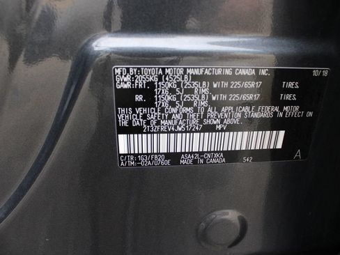 Used 2018 Toyota RAV4 LE w/ All Weather Liner Package FWD image 38
