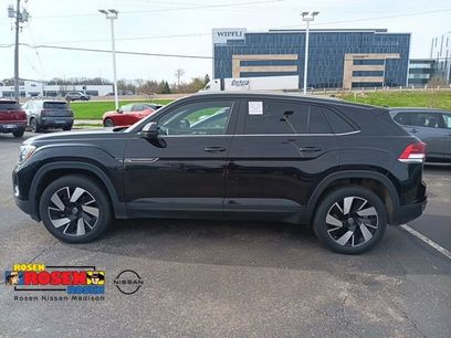 Used 2025 Volkswagen Atlas Cross Sport SE