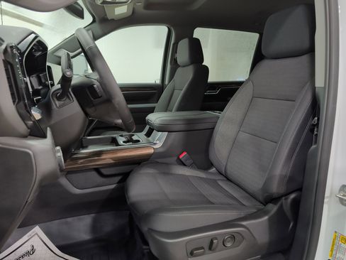 Used 2025 Chevrolet Silverado 2500 LT image 7