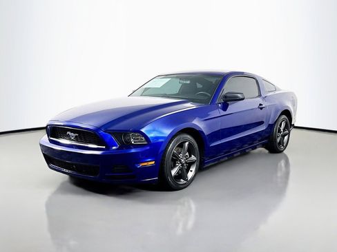 Used 2014 Ford Mustang Coupe image 1