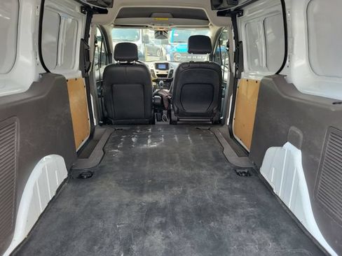 Used 2023 Ford Transit Connect XL FWD image 6