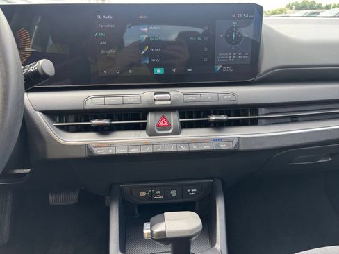 Used 2025 Kia K4 FWD image 17
