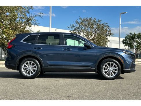 Used 2024 Honda CR-V EX image 7