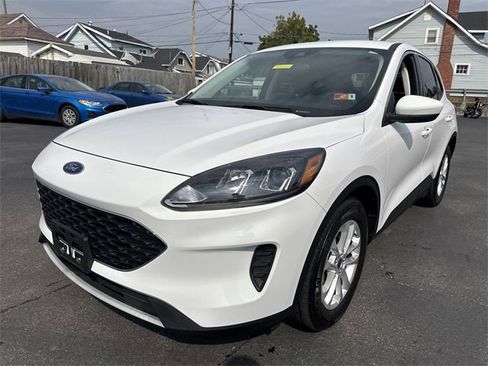 Used 2021 Ford Escape SE image 10