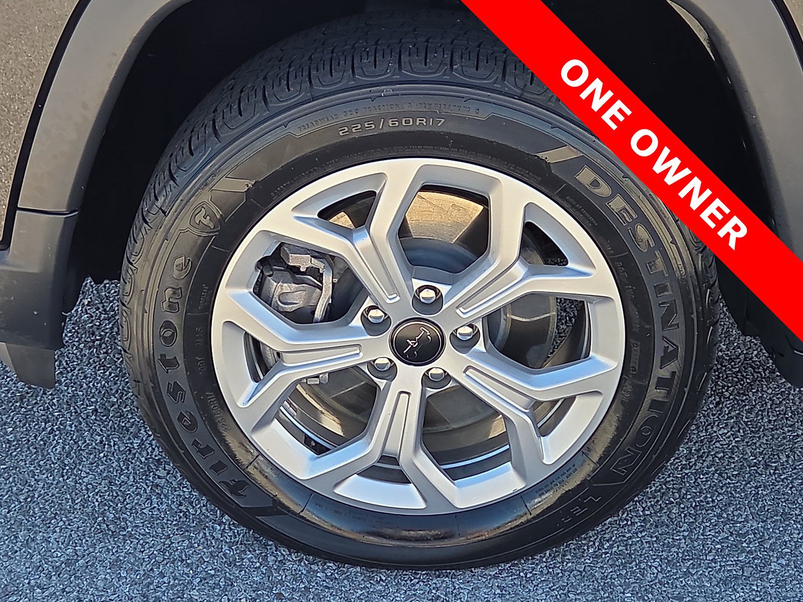 Used 2025 Jeep Compass Latitude w/ Convenience Group AWD/4WD image 7