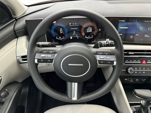 New 2026 Hyundai Tucson SE image 23