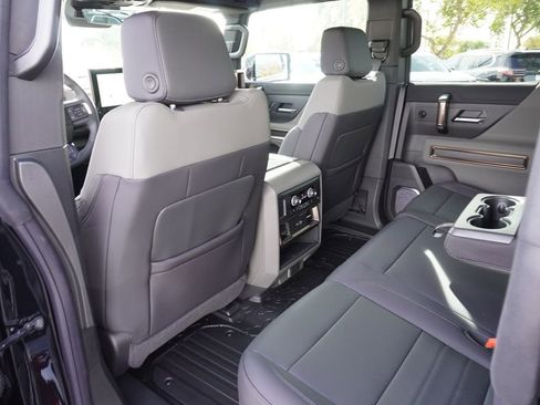 New 2025 GMC Hummer EV 3X image 10