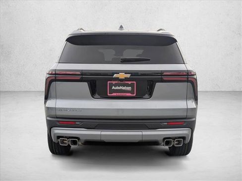 New 2026 Chevrolet Traverse LT image 7