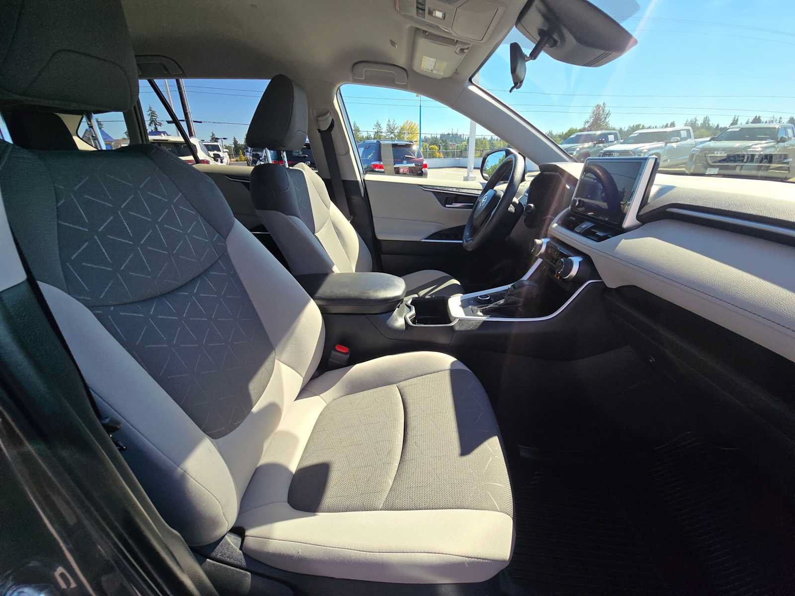 Certified 2025 Toyota RAV4 XLE AWD/4WD image 11