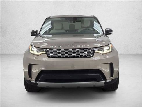 Certified 2025 Land Rover Discovery S AWD/4WD image 2