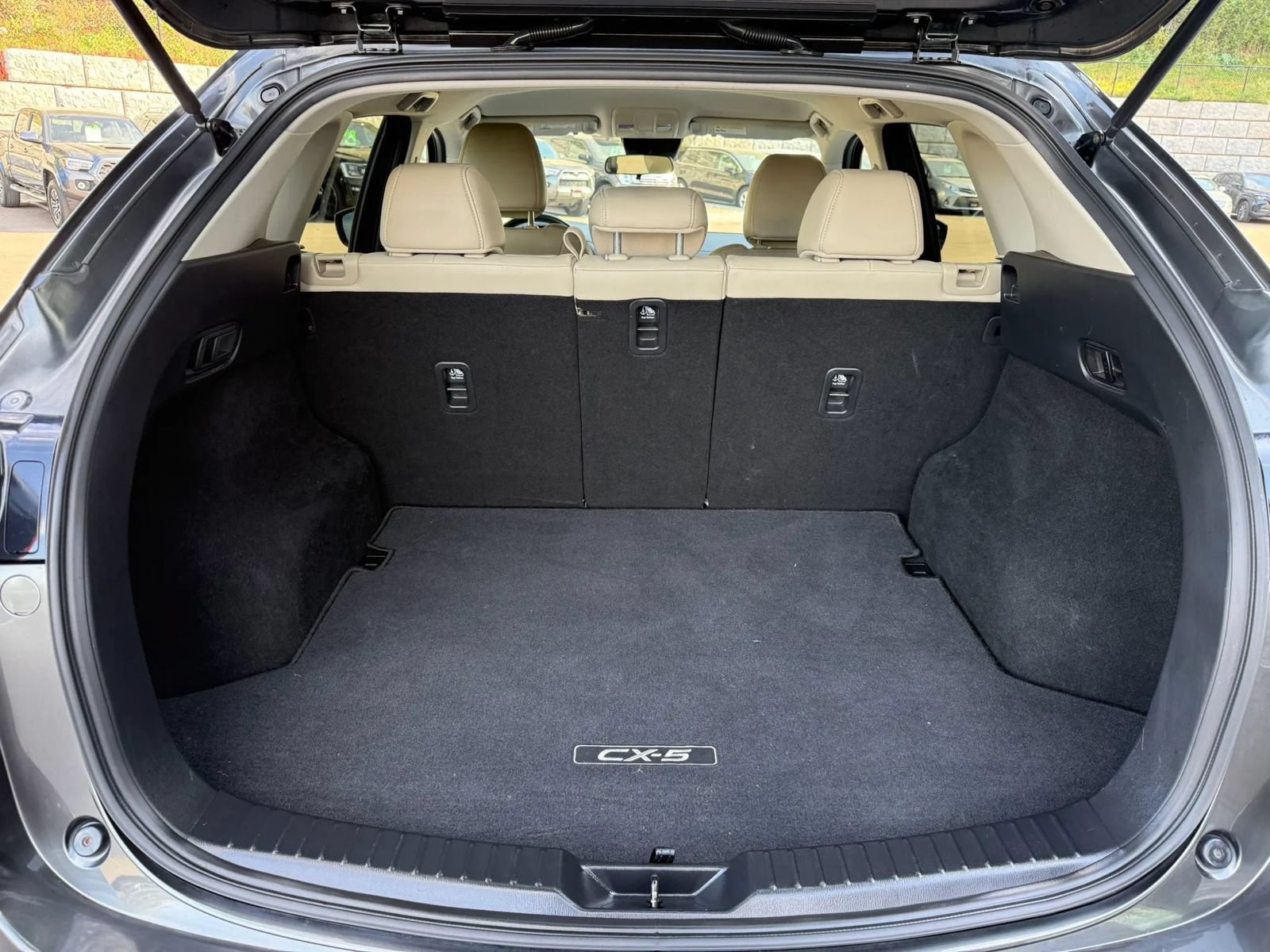 Used 2021 MAZDA CX-5 Touring AWD/4WD image 10