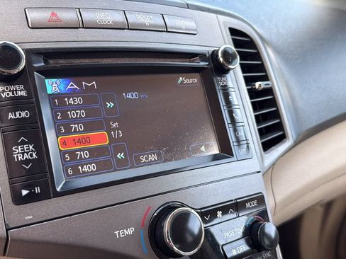 Used 2013 Toyota Venza LE FWD image 27