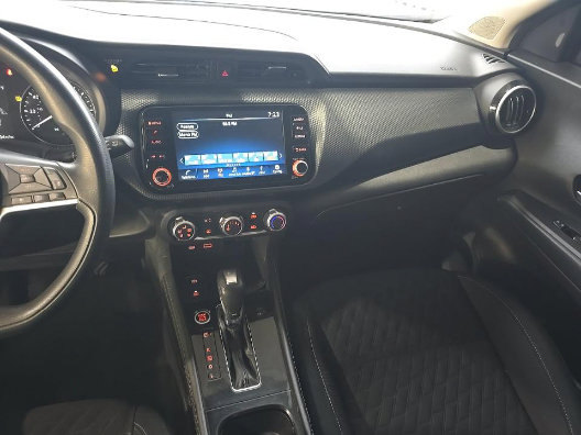 Used 2023 Nissan Kicks SV w/ Interior Electronics Package FWD image 12