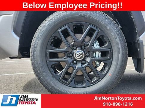 New 2025 Toyota Tundra Limited image 10