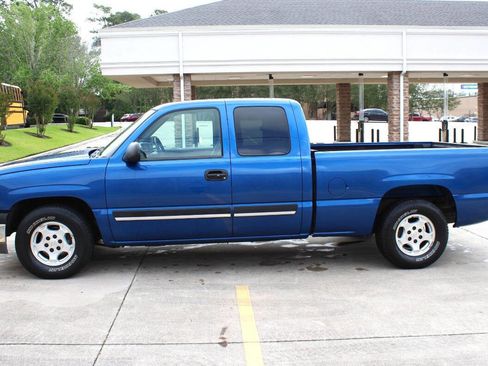 Used 2003 Chevrolet Silverado 1500 LS image 3