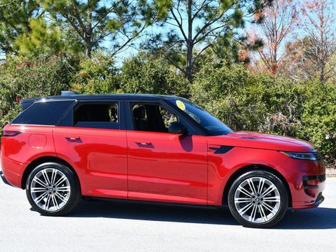 Used 2024 Land Rover Range Rover Sport Dynamic SE image 8