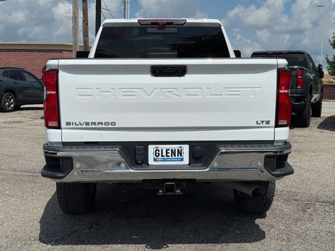 Used 2024 Chevrolet Silverado 2500 LTZ w/ LTZ Premium Package AWD/4WD image 5