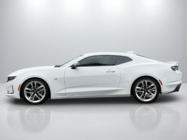 Used 2020 Chevrolet Camaro LT w/ RS Package RWD image 5