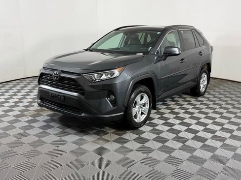 Used 2019 Toyota RAV4 XLE image 8