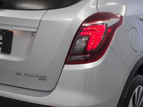 Used 2022 Buick Encore Preferred w/ Safety Package AWD/4WD image 13