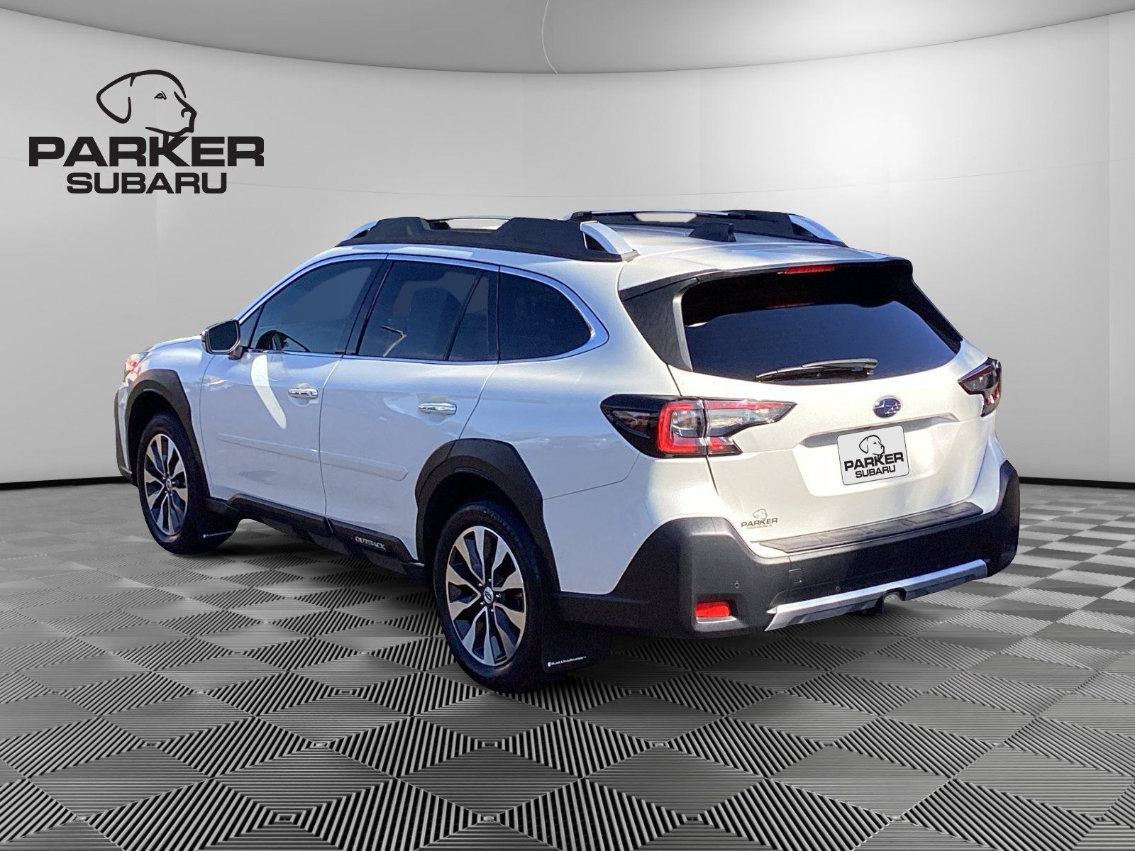 Used 2023 Subaru Outback Touring XT AWD/4WD image 3