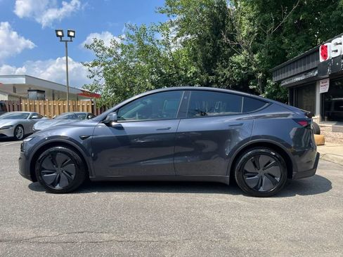 Used 2026 Tesla Model Y Long Range AWD/4WD image 4