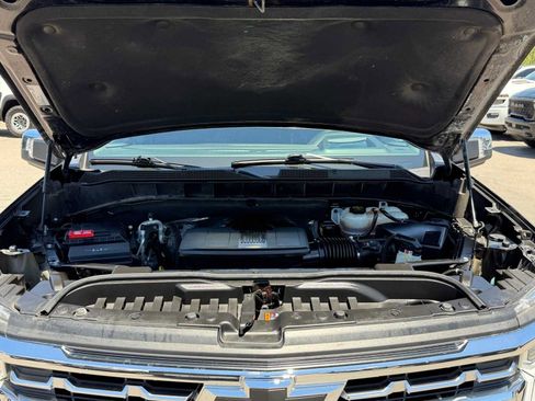 Used 2024 Chevrolet Silverado 1500 LTZ w/ LTZ Premium Package AWD/4WD image 33