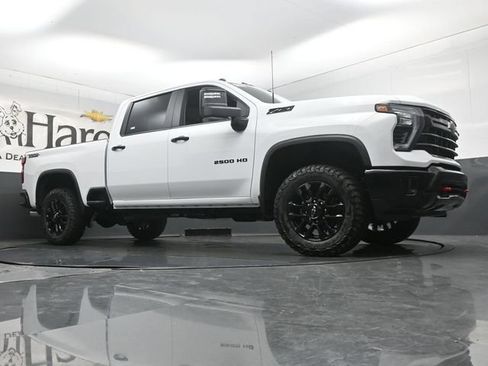New 2026 Chevrolet Silverado 2500 LT w/ Trail Boss Package AWD/4WD image 2
