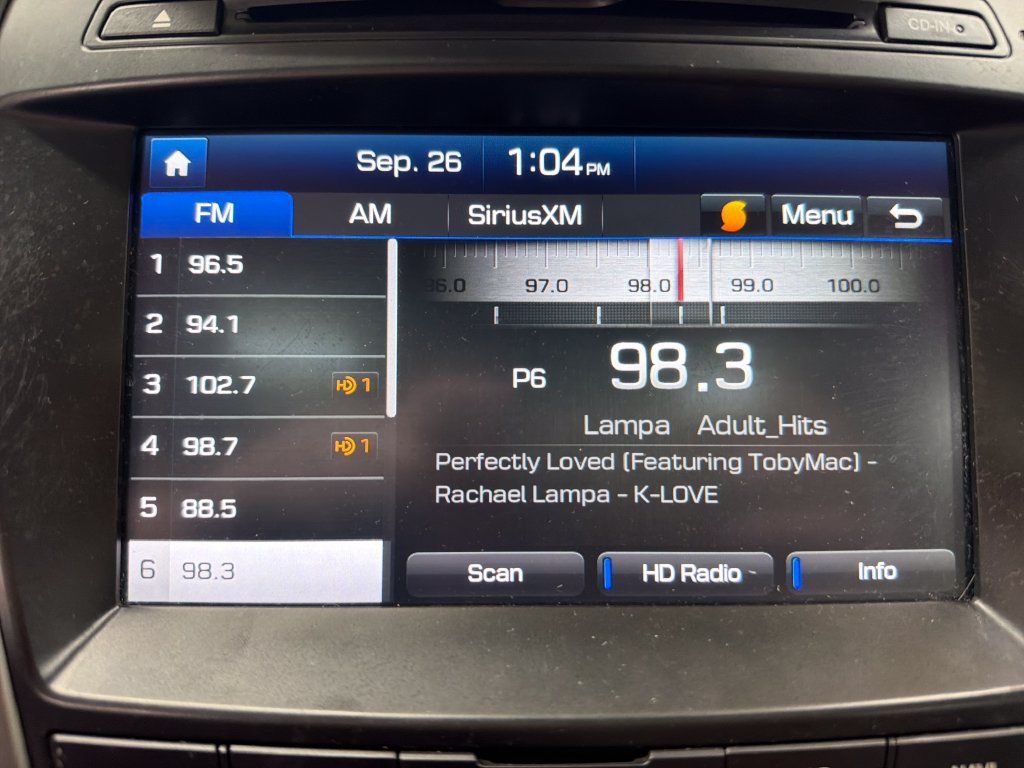 Used 2017 Hyundai Santa Fe Limited FWD image 26