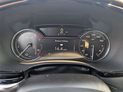 Used 2023 Cadillac XT6 Luxury image 11