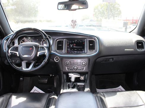 Used 2018 Dodge Charger R/T w/ Plus Group image 27